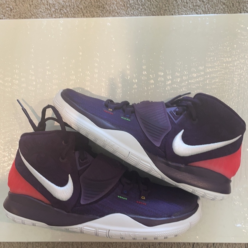 Kyrie 6 size 7y